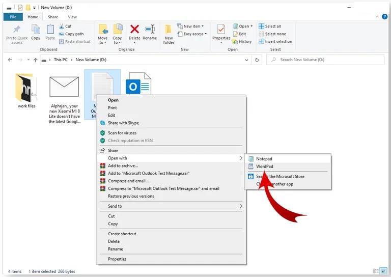 Có thể sử dụng Text Editor như Notepad với định dạng .txt hoặc html. 